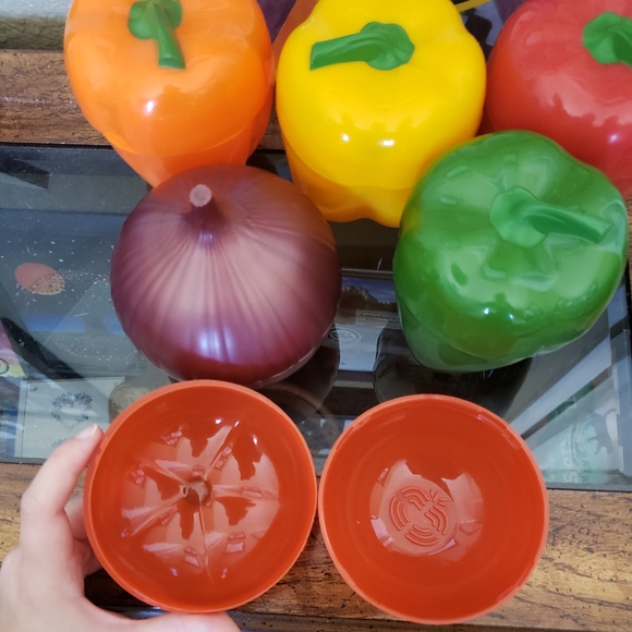 Plastic Vegetable Containers and Appetizer Tray - Picture 2 of 3